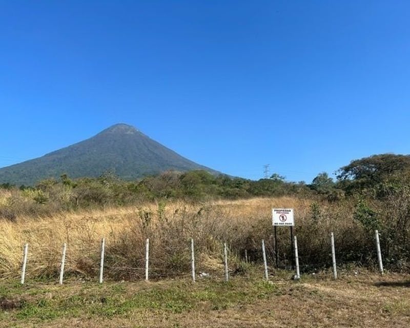 Terreno Autopista  Palin Escuintla para desarrollo Comercial y de bodegas - Miniatura 2