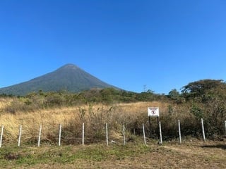 Terreno Autopista  Palin Escuintla para desarrollo Comercial y de bodegas - 2