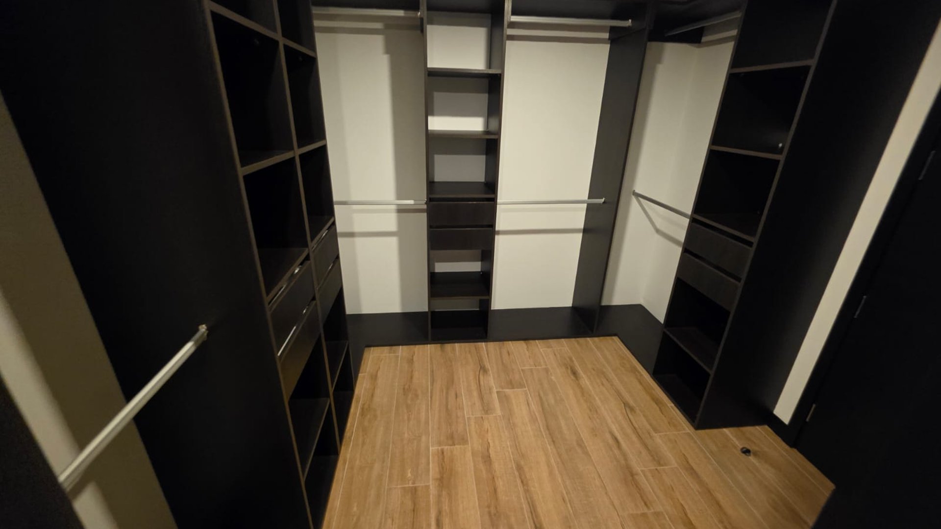 Apartamento en venta de 3 habitaciones en z15 con Gimnasio  Ref-5216 - Miniatura 12