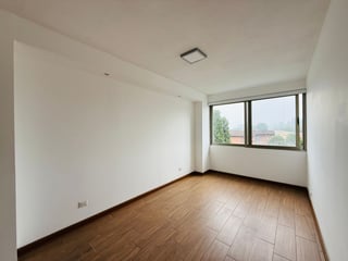 Alquiler de Céntricos Aptos. de 1 Dorm. - Las Conchas, Zona 14 - Image 9