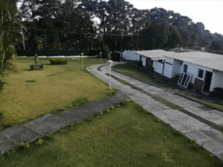 VENTA Ó ALQUILER DE AMPLIA PROPIEDAD - CARR. SANTA ELENA BARILLAS - 2