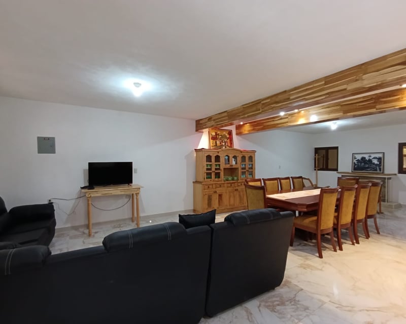 ALQUILO CASA AMUEBLADA EN VILLAS DE SANTIAGO, SANTIAGO SACATEPEQUEZ