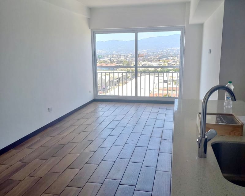 Apartamento en venta nivel alto de 3 habitaciones en zona 13 Ref-5403