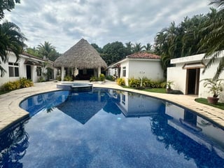 LAS OLAS SUR CASA EN RENTA - 3