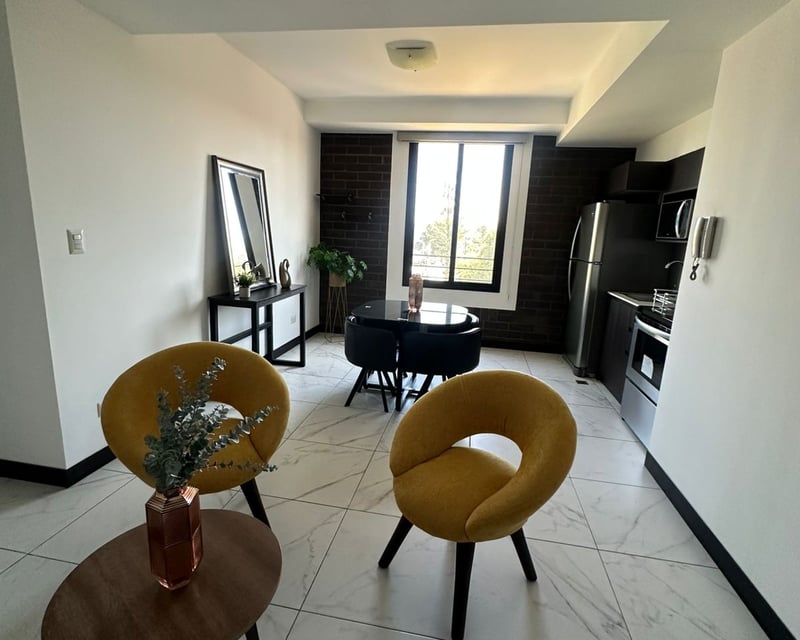 Apartamento en renta zona 15I Amueblado I Edificio Fontainebleau I Zona 15