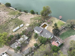 Chalet en venta a orilla del lago Amatitlán - 4