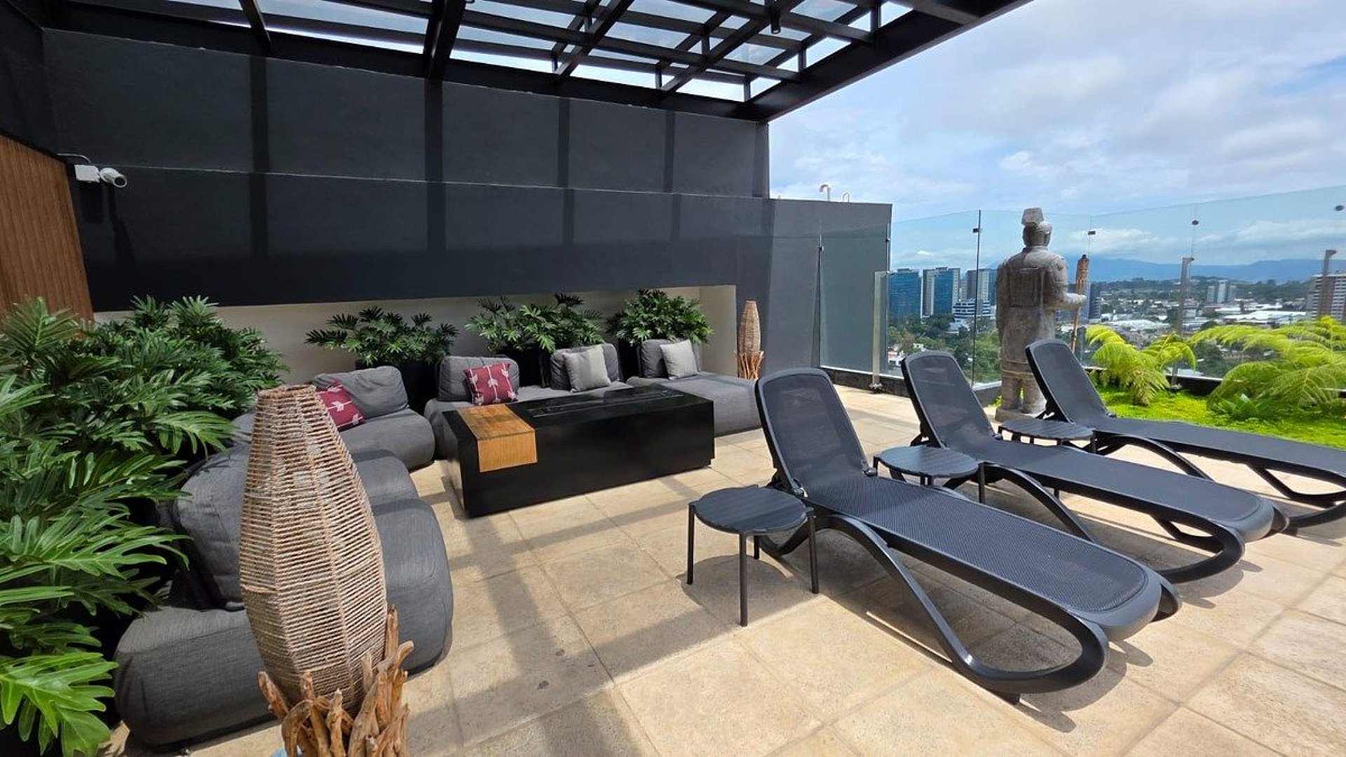 Apartamento en ALQUILER en zona 15 - Miniatura 20