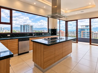 EXCLUSIVO PENTHOUSE EN VENTA O RENTA – ZONA 10 - 3