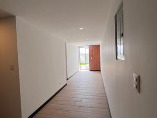 APARTAMENTO CON JARDÍN - Image 11