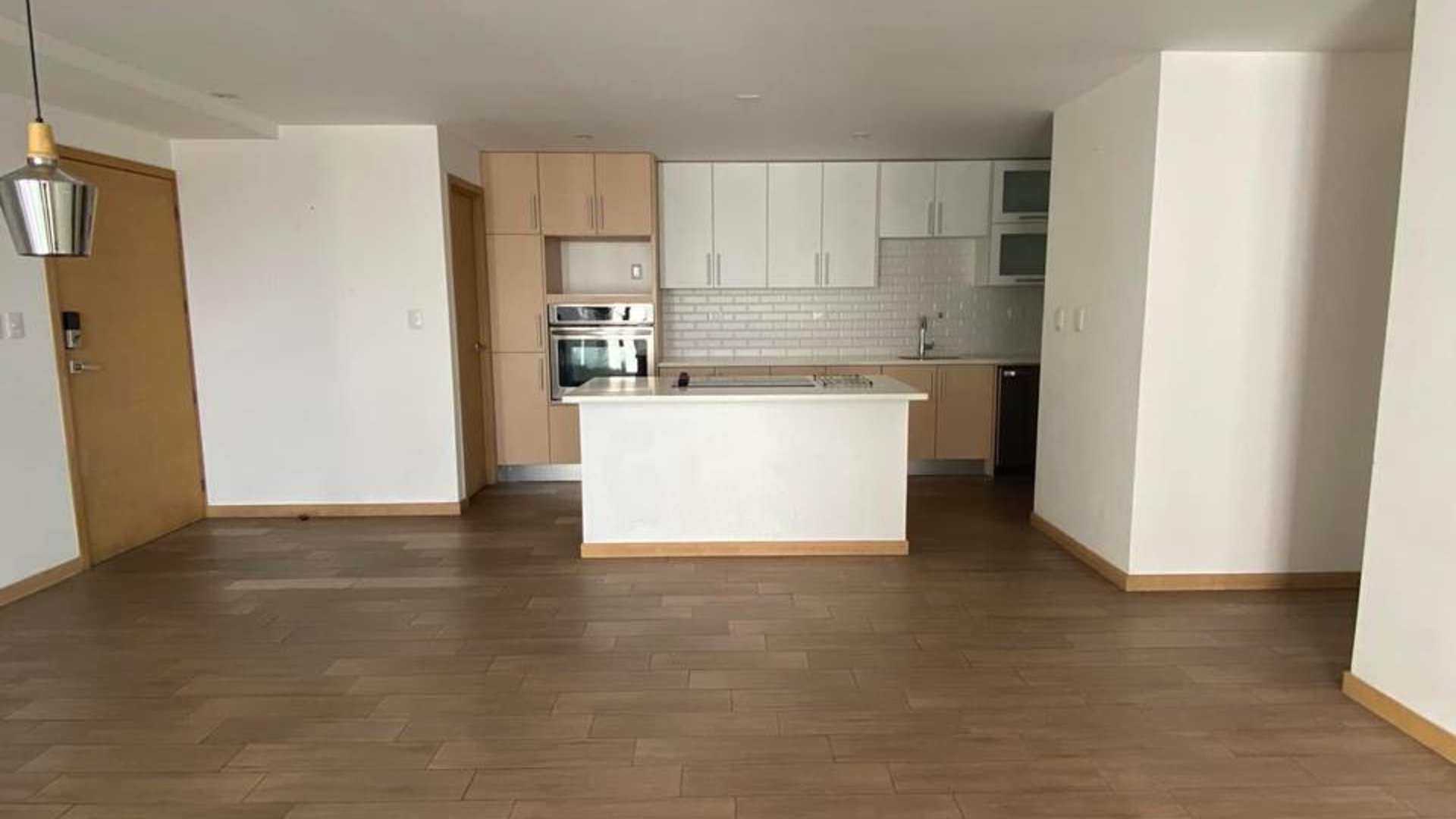 Apartamento en Alquiler Edificio City Haus, zona 10 N9