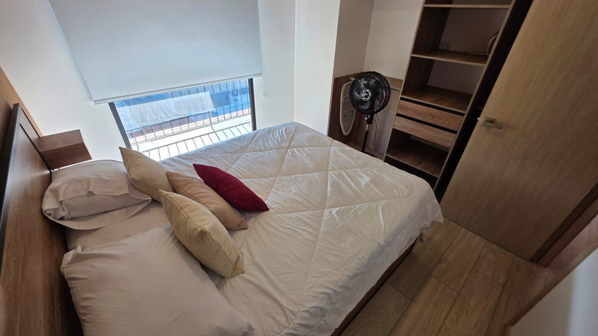 Apartamento amueblado en renta - 2 habitaciones en zona 10 Ref-5971 - Miniatura 11