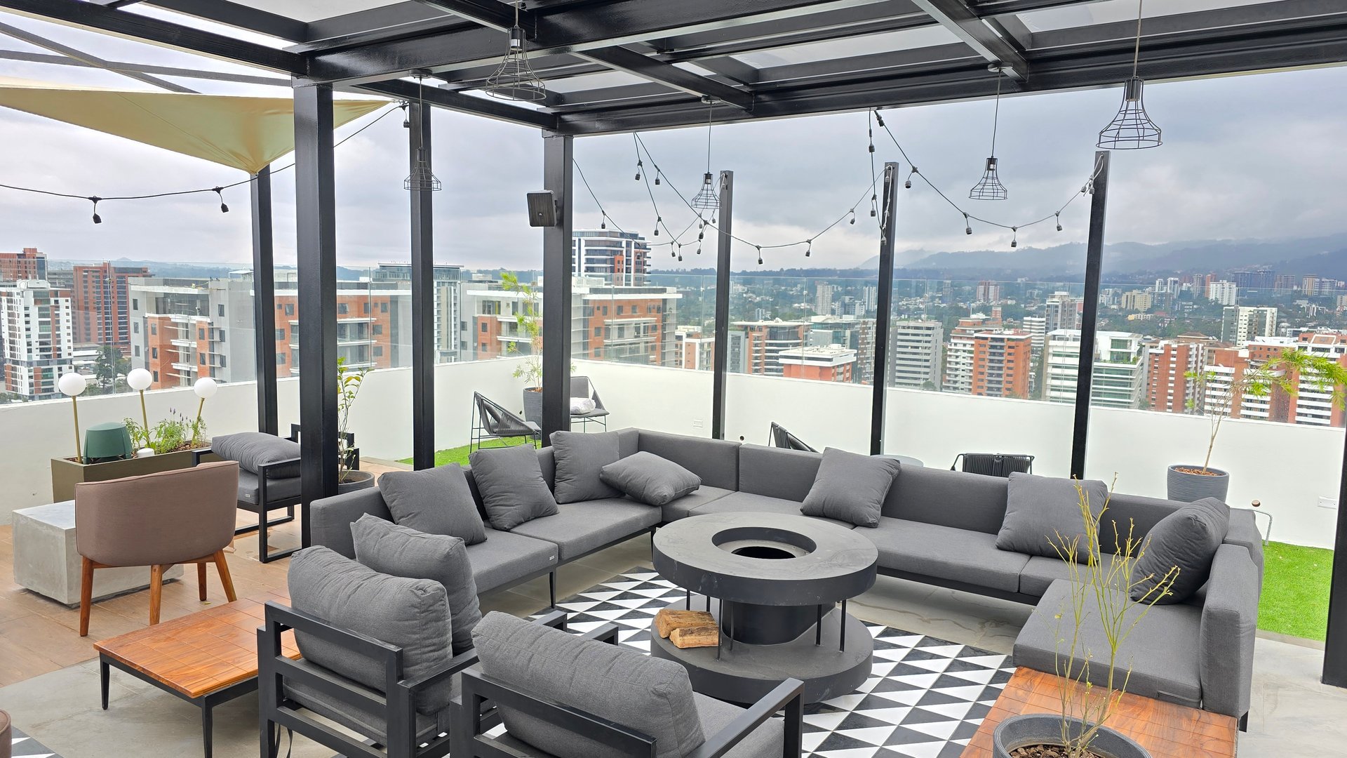 Moderno Apartamento en Renta | Zona 10, Ciudad de Guatemala - Miniatura 15