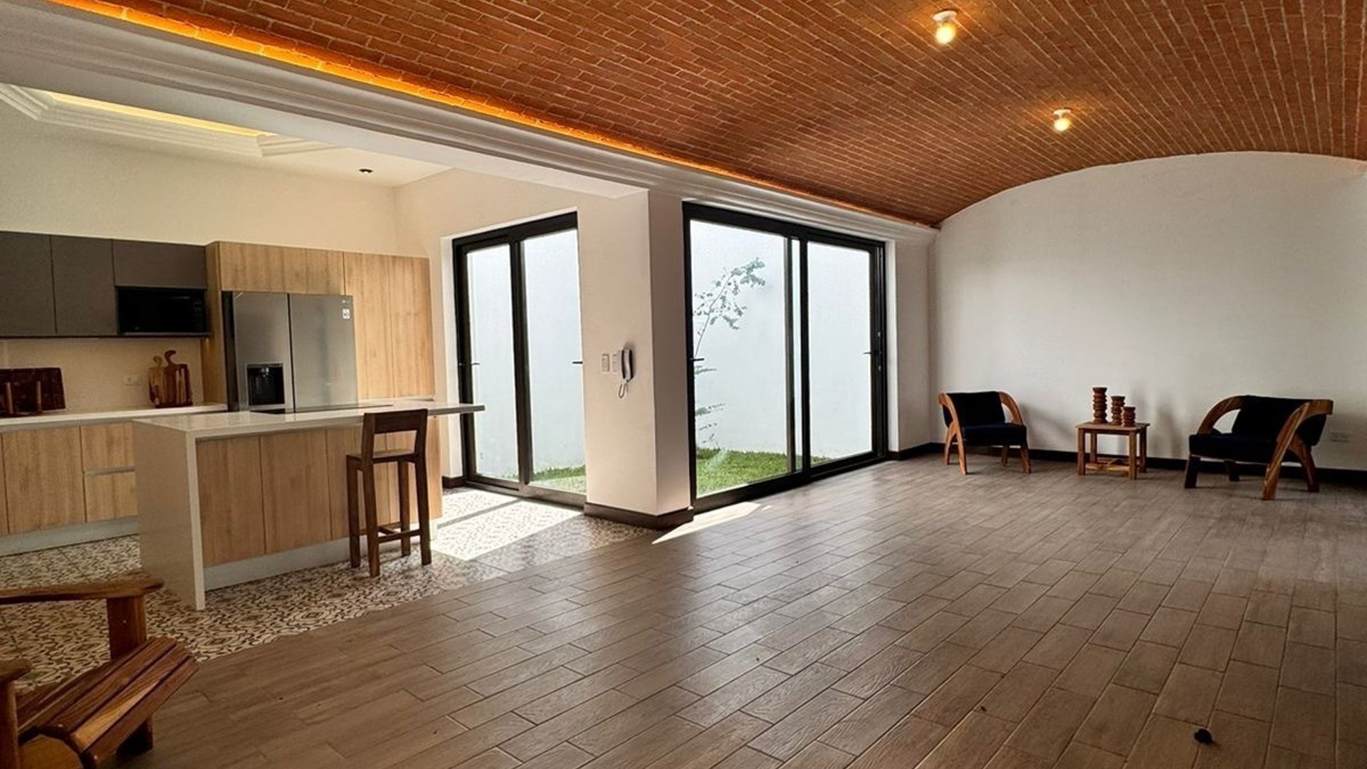 PRECIOSA CASA EN VENTA EN ANTIGUA - Miniatura 7