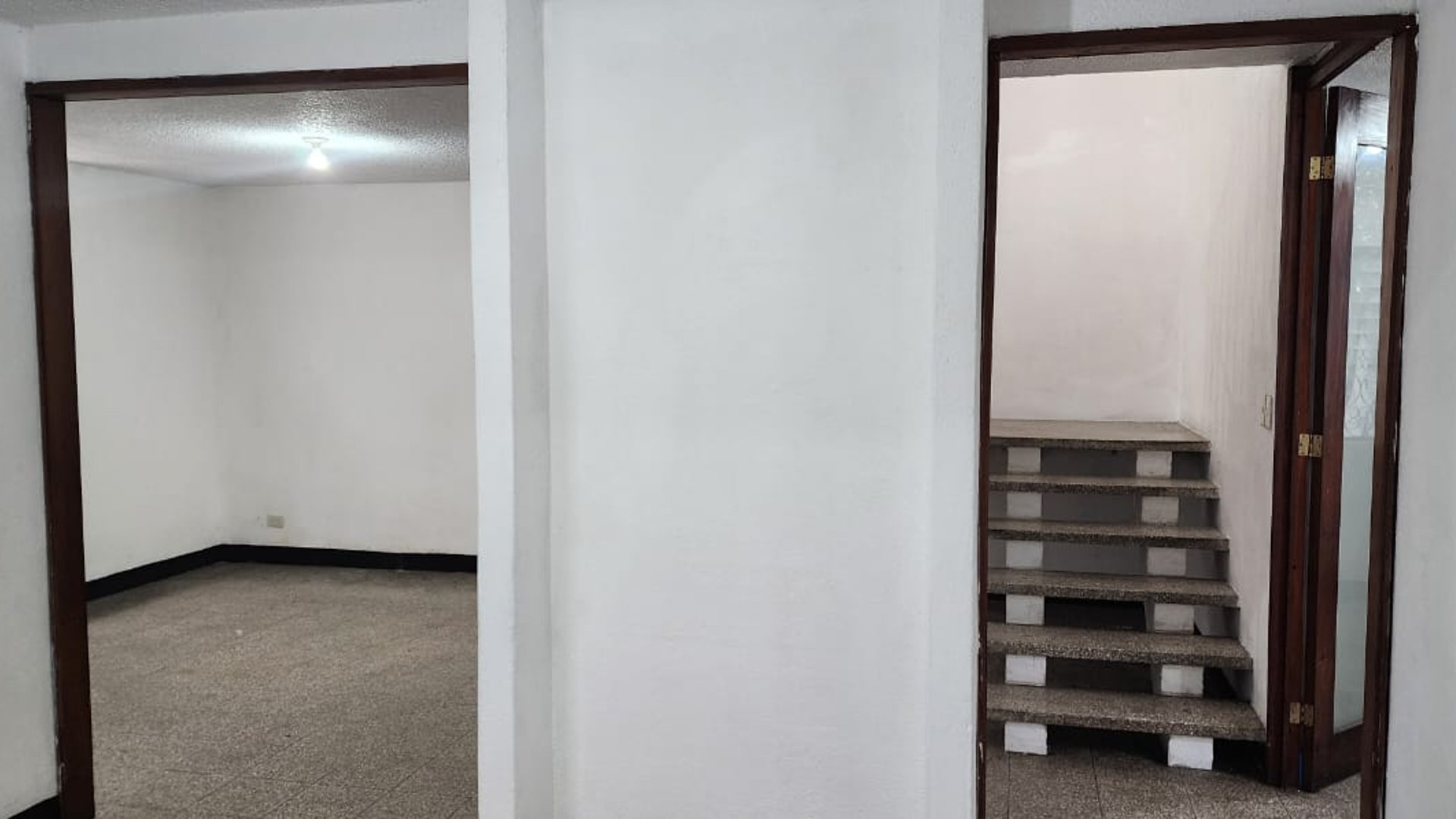 Venta de casa sobre Boulevard Principal Colonia Lourdes, zona 16 - Miniatura 11