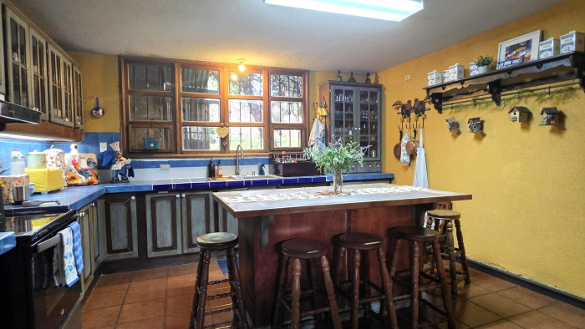 Amplia Residencia en Venta en San Lazaro Z.15 Guatemala - Miniatura 7