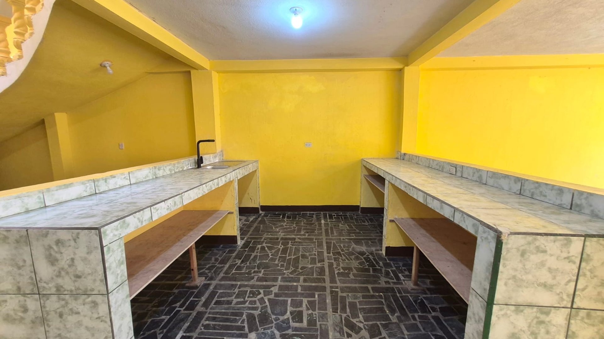 VENTA Casa Zona 2 de San Lucas Sacatepéquez - Miniatura 4