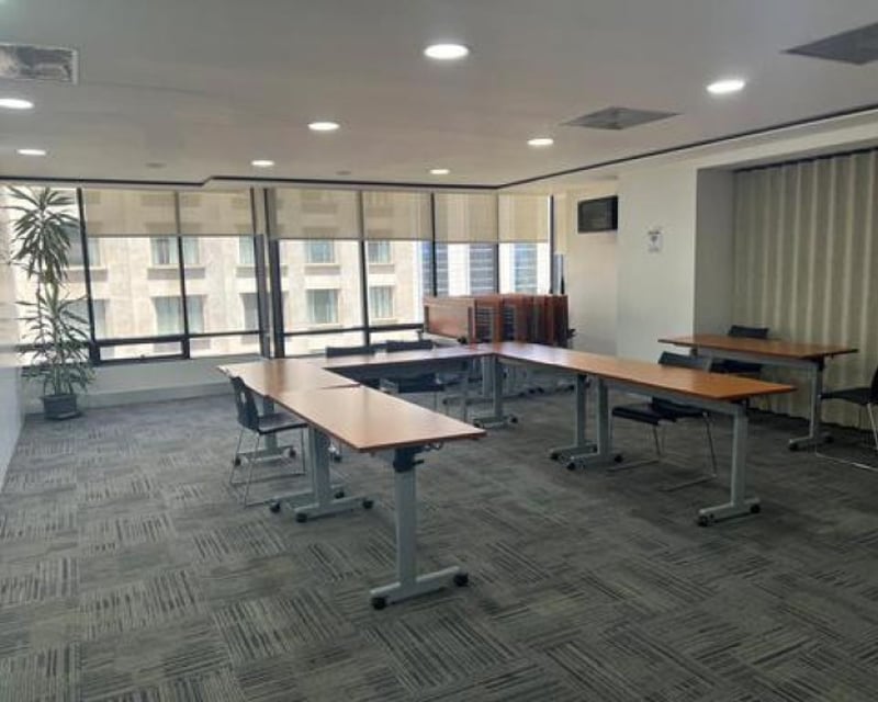 En Venta oficina en zona 10 Guatemala