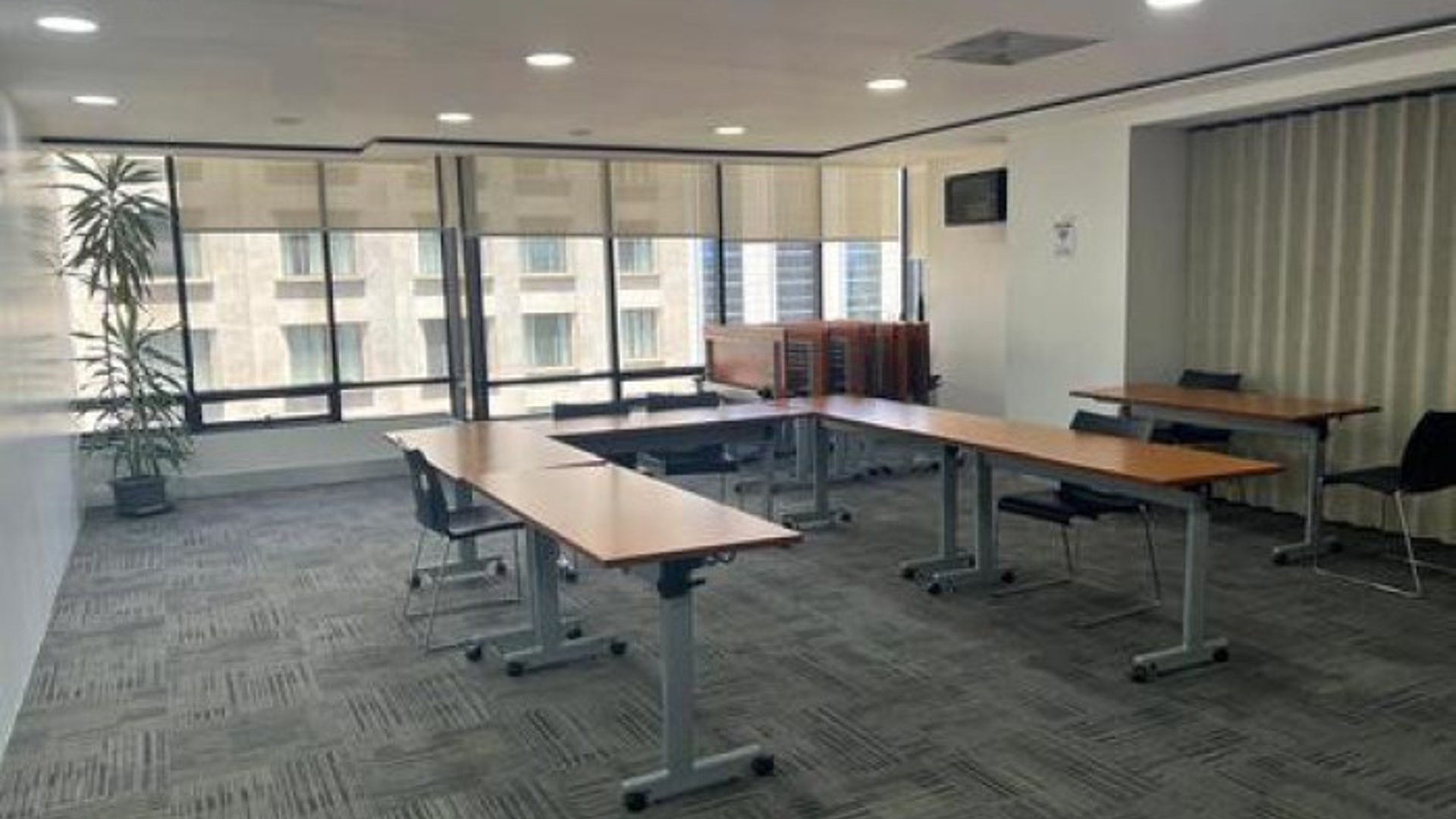 En Venta oficina en zona 10 Guatemala
