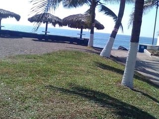 CASA DE PLAYA EN RENTA, EN MONTERRICO - 2