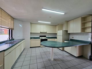 RENTA Apartamento Zona 10 A la par de C.C La Estación  - 5