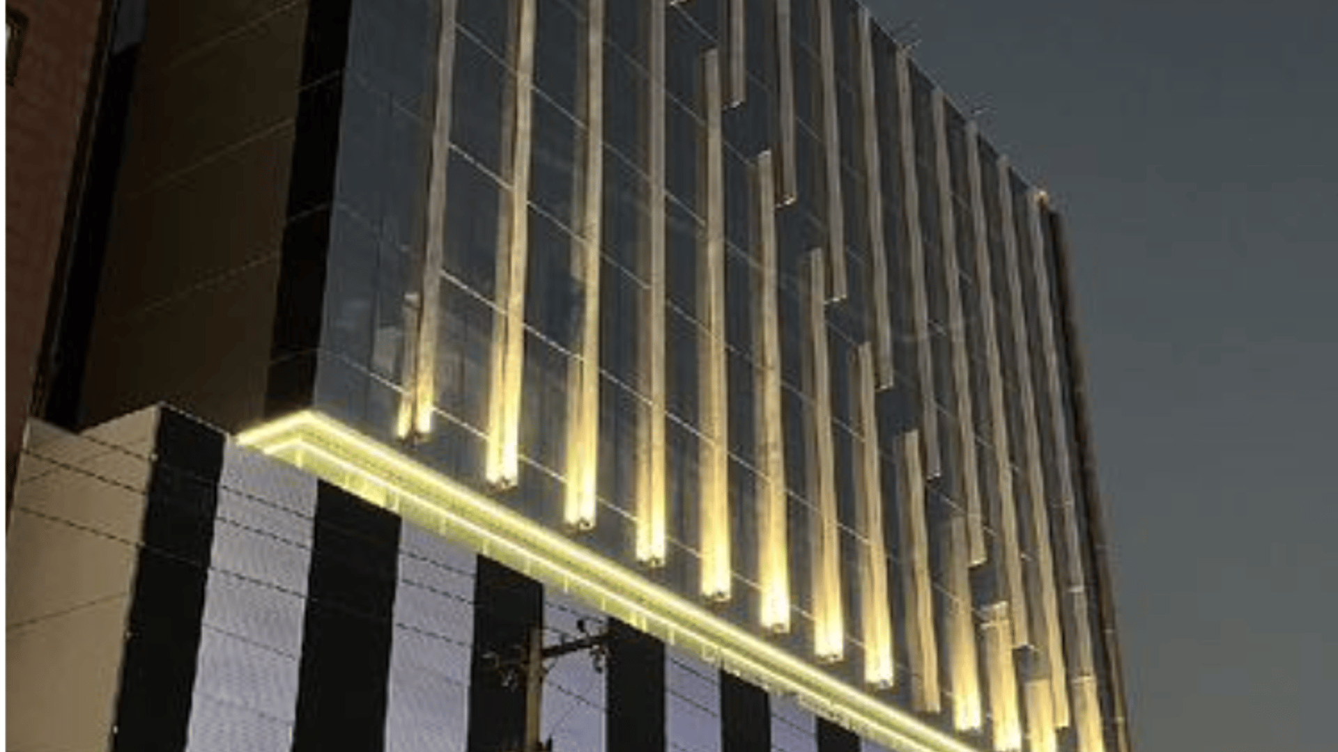 Edificio en Renta- Venta  a estrenar zona 10 - Miniatura 2