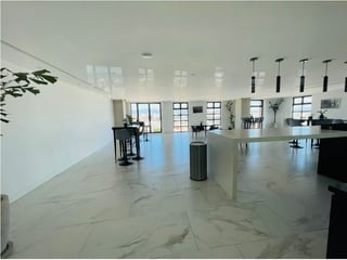 Alquiler de apartamento para estrenar semi-amueblado en zona 05 - Image 12