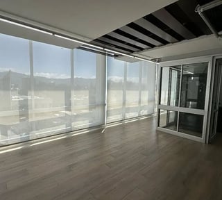 Oficina en VENTA – Zona 10
