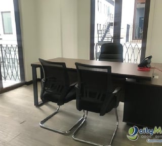 En Renta Oficina Comercial en Distrito Moda zona 16