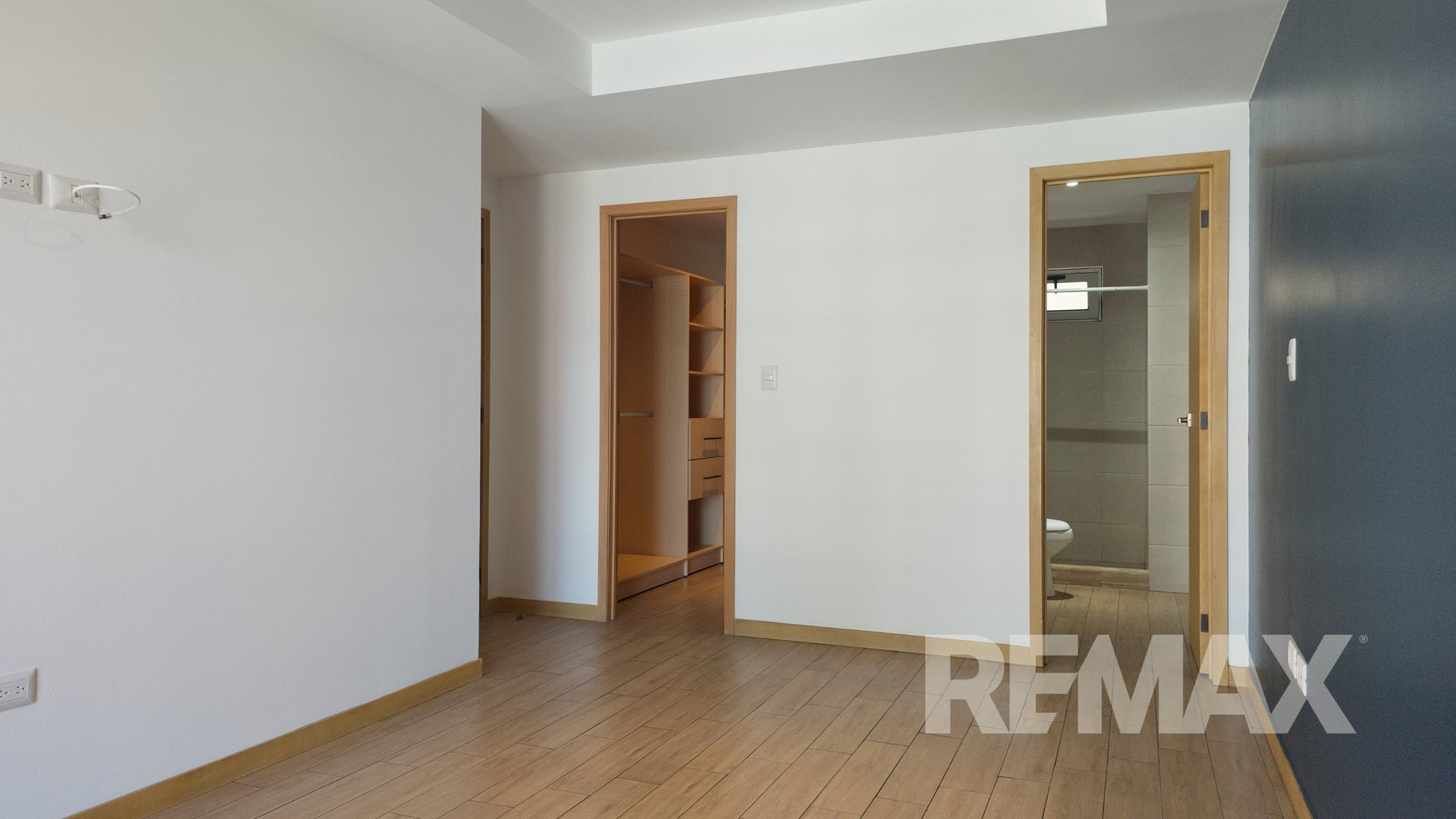 Apartamento en Venta en Zona 10, City Haus - Miniatura 3