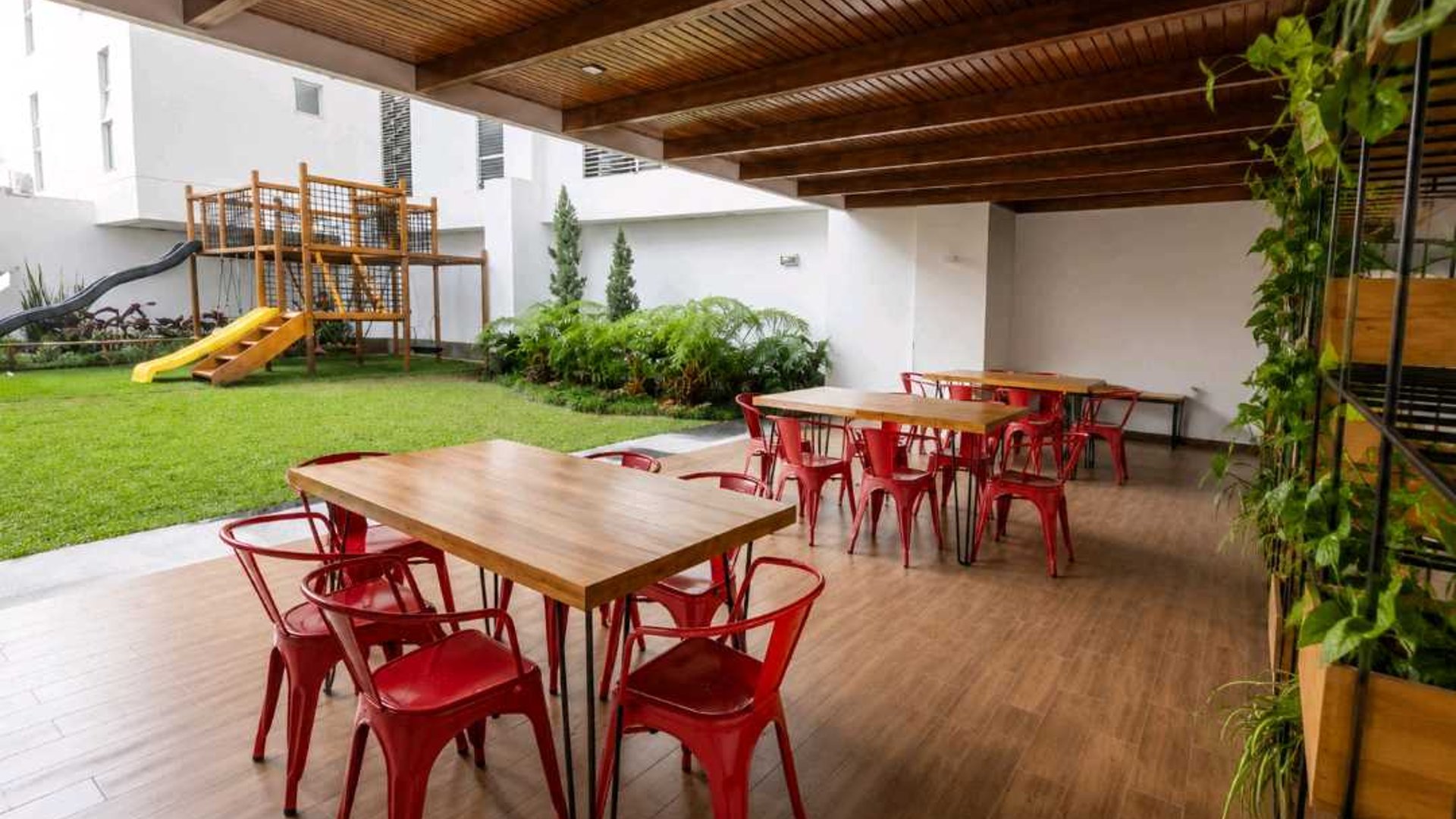 APARTAMENTO AMUEBLADO EN VENTA  ????Edificio City Haus, Zona 10 - Image 1