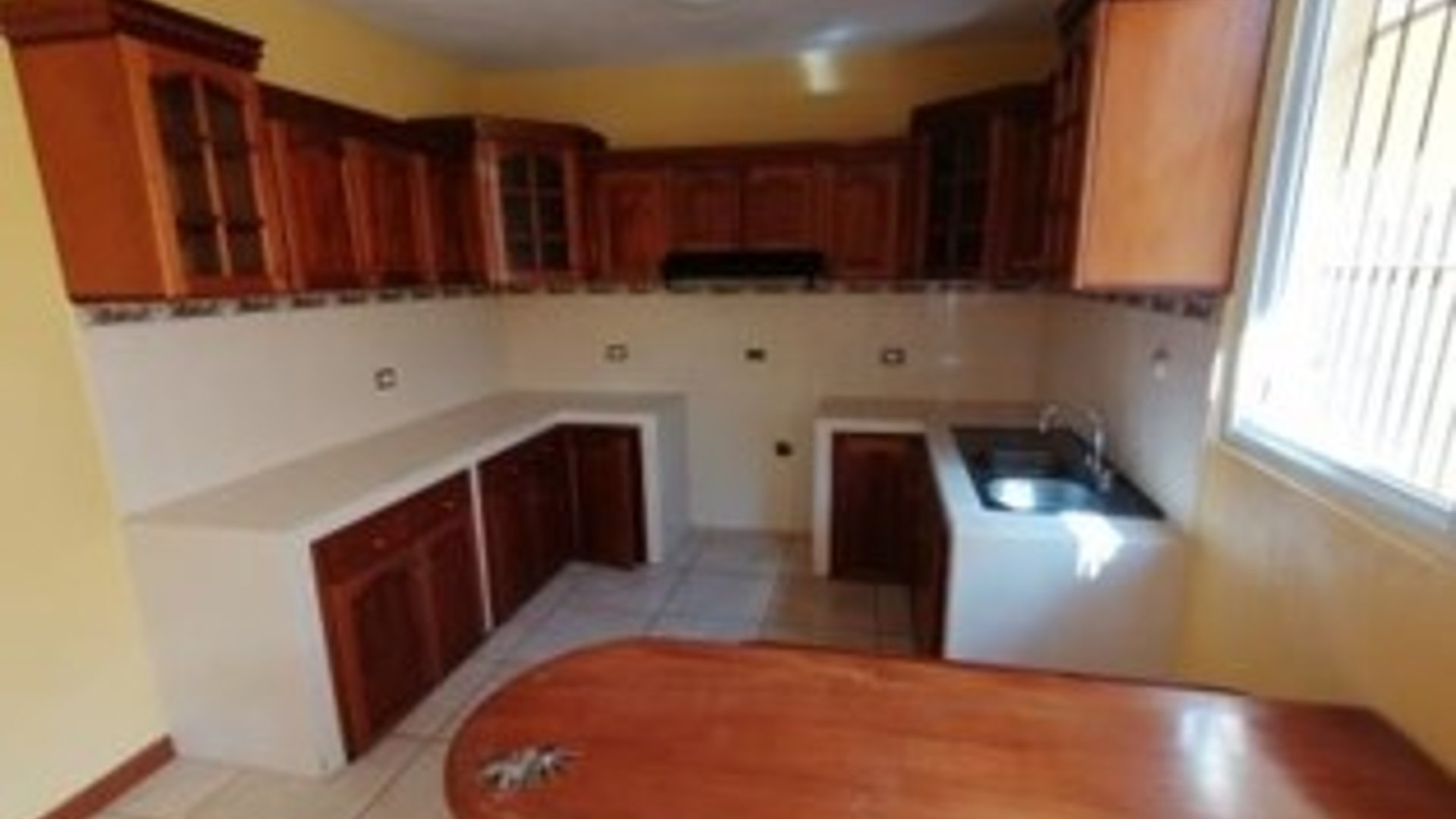 Vendo linda casa en z2 , Colonia El Sare Jalapa - Miniatura 5