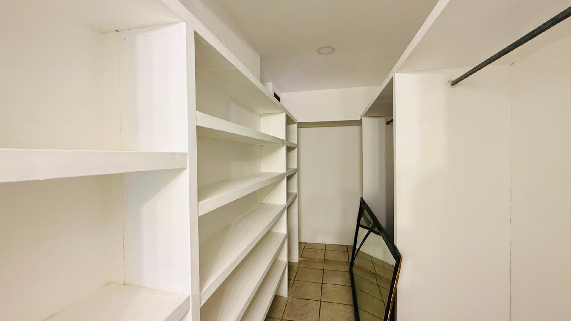 ALQUILER DE AMPLIO APARTAMENTO - VILLA REAL, ZONA 10 - Miniatura 10