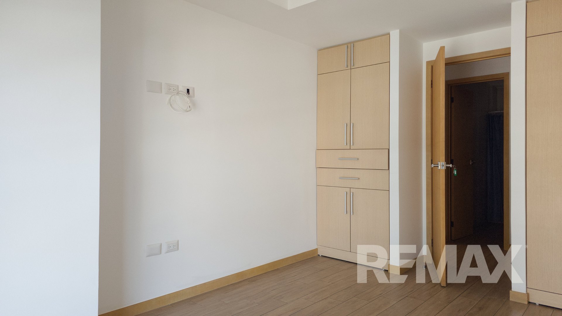 Apartamento en Venta en Zona 10, City Haus - Miniatura 4