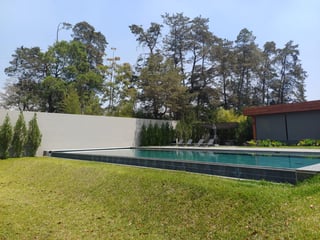 Casa en venta, en Zone 16 - 2