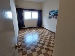  Alquilo  Casa en zona 10 para oficinas o vivienda - 3