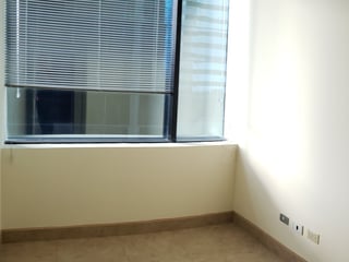 Oficina en Renta o Venta Edificio Europlaza Zona 14 - 3