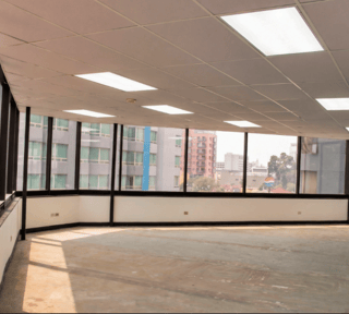 Oficina en renta zona 10 / Murano Center