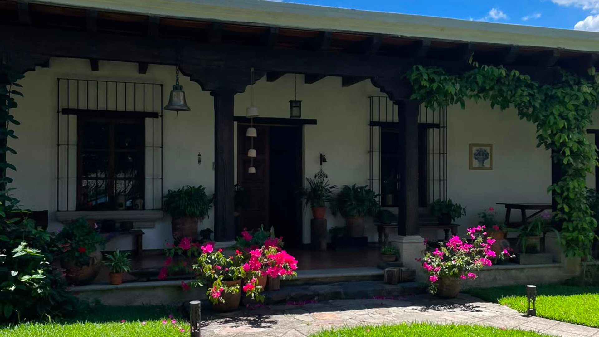 Casa Colonial en Venta, Antigua Guatemala