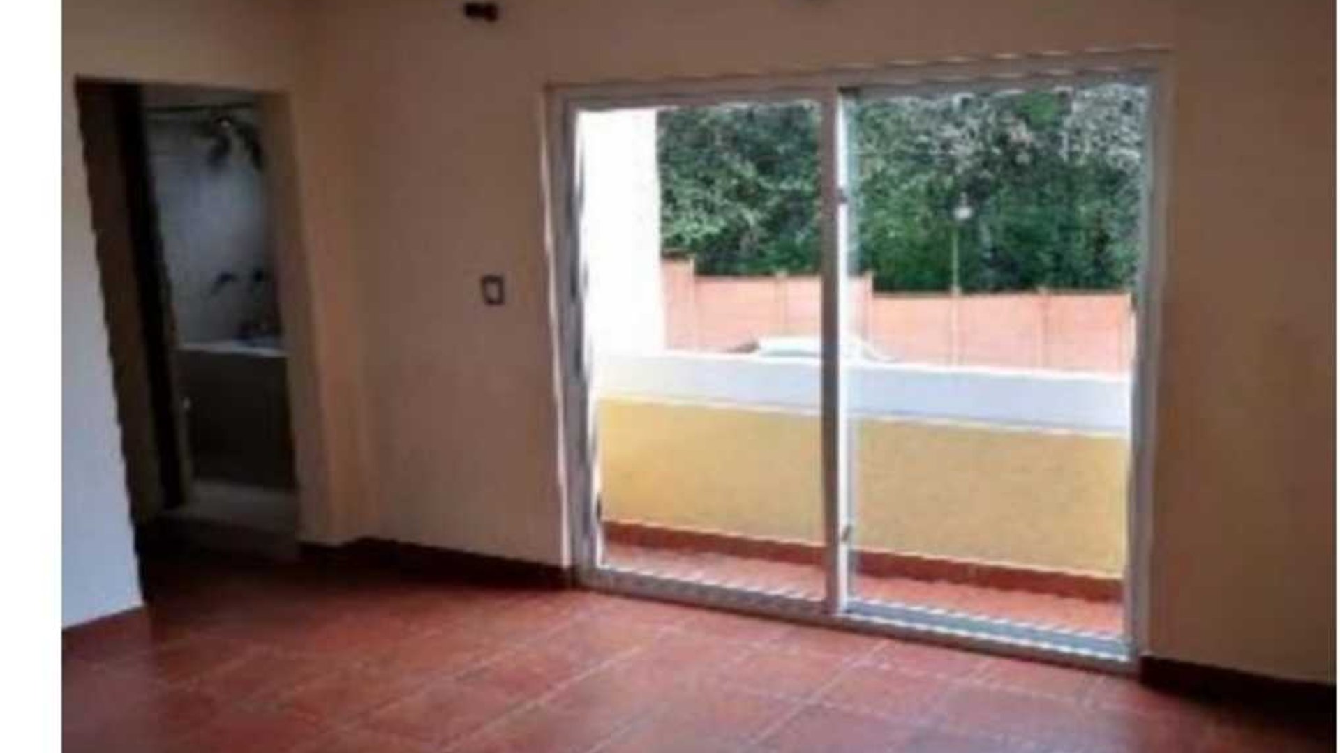 Venta de casa 2 niveles Residencial La Hacienda San Lucas Sac. - Miniatura 7