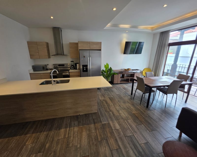 Apartamento amueblado en renta Lirios Cayala - 2 habitaciones Ref-5921