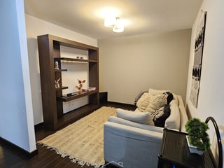 Apartamento en venta Edificio Áttica II Zona 14 3 habitaciones - Image 7