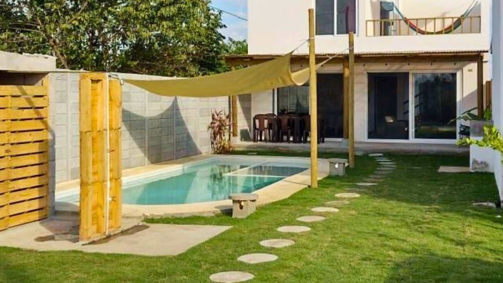 PROYECTO DE 3VILLAS EN VENTA MONTERRICO - Image 1