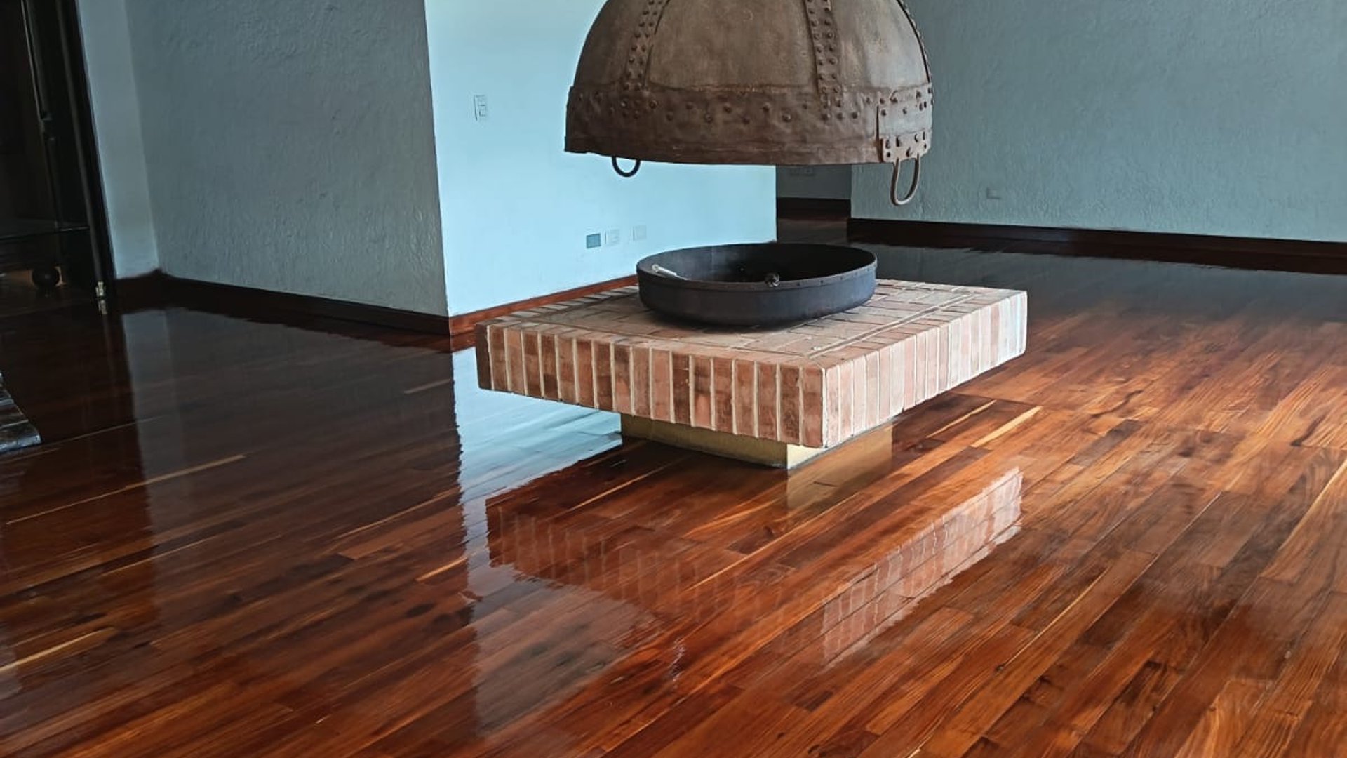 Residencia de Lujo en Guatemala | Opción en Venta y Renta - Miniatura 4