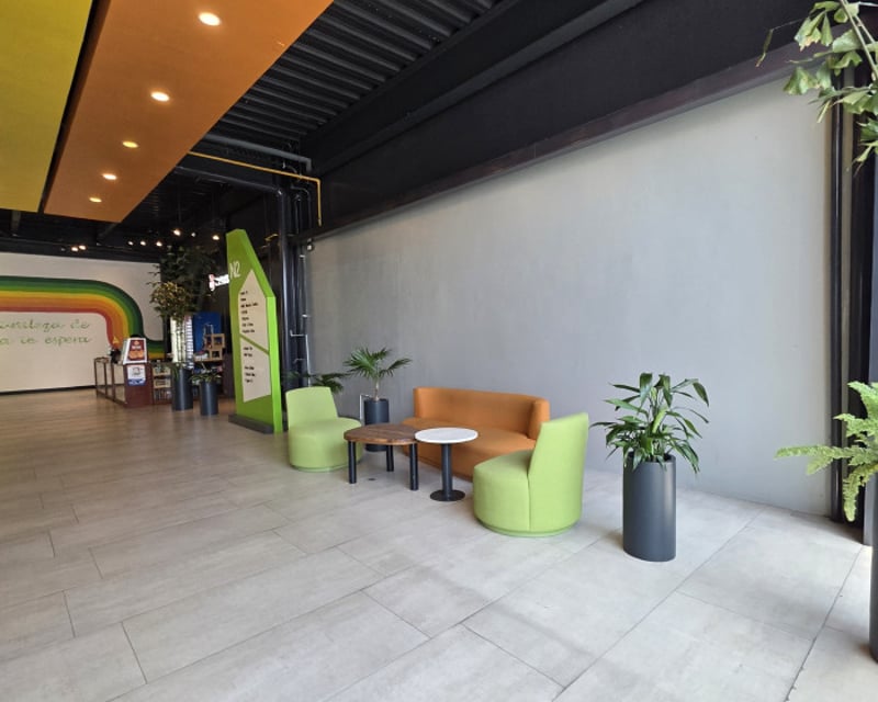 Local Comercial en Alquiler con 210.00m2