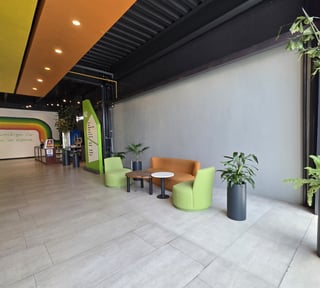 Local Comercial en Alquiler con 210.00m2