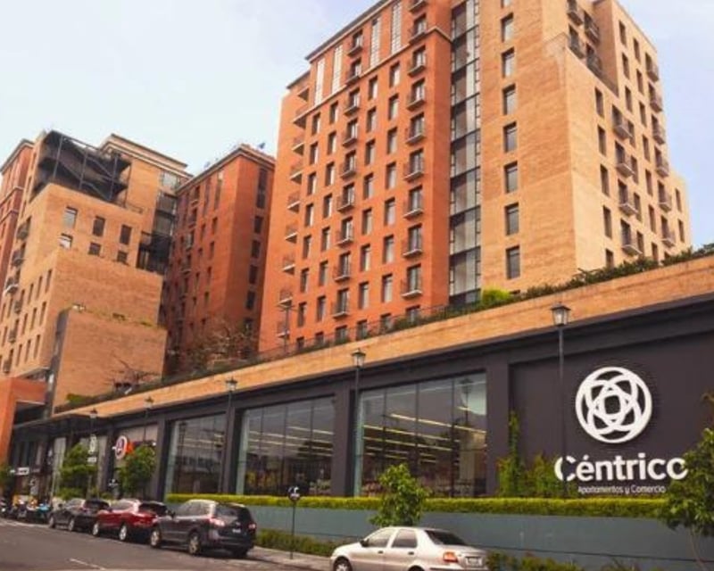 📍 APARTAMENTO EN RENTA – 2 HAB | EDIFICIO CÉNTRICO | ZONA 5