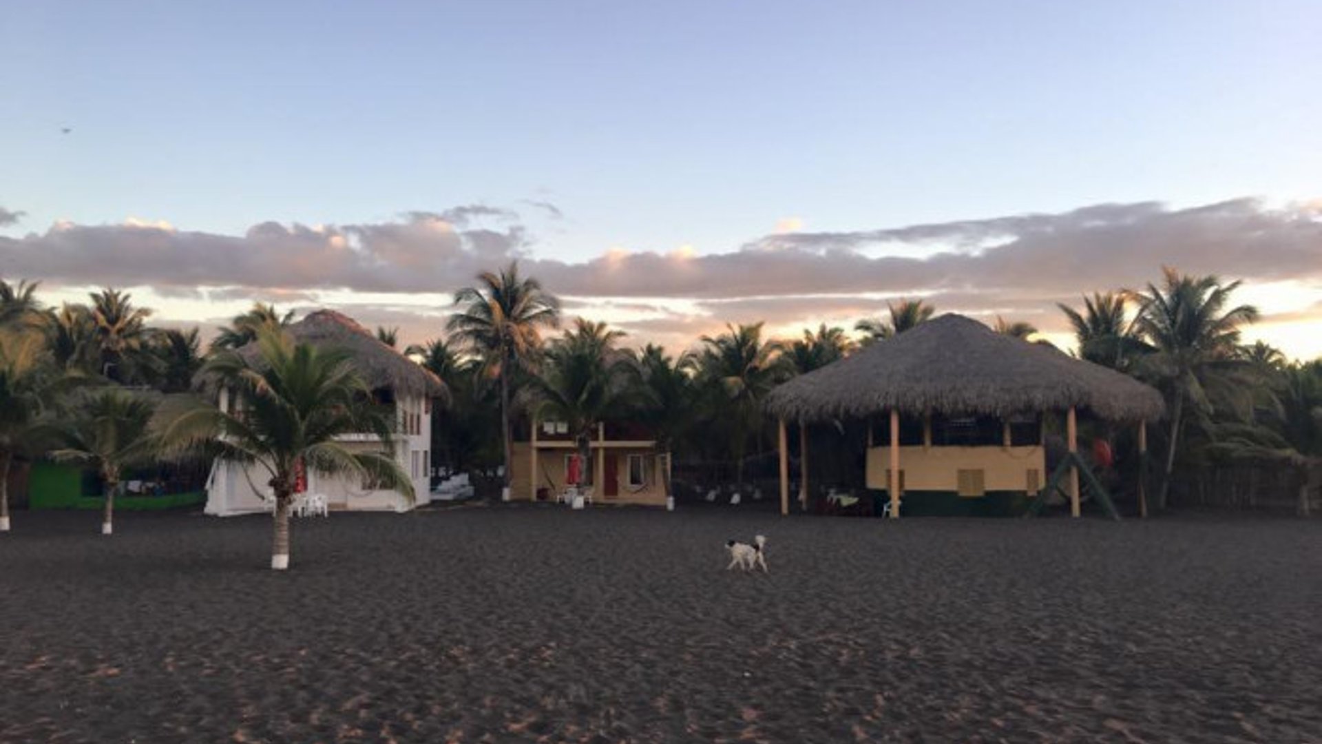 Hermoso Terreno Hotel en las Lisas Barra del Jiote - Miniatura 10
