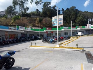Local en Renta Plaza Prisma en Villa Nueva - 3