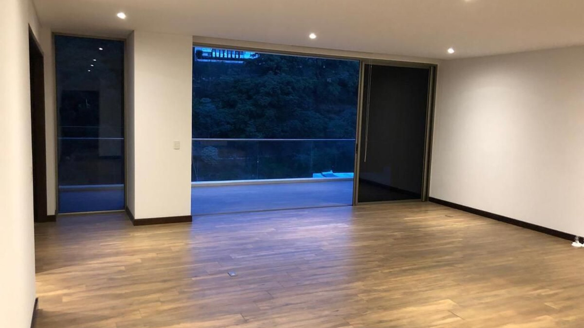 ACANTOS DE CAYALÁ / Apartamento en Renta, zona 16 - Miniatura 11