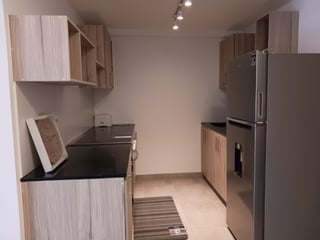 Apartamento Amueblado en Renta Zona 4 Guatemala, Modra - 2